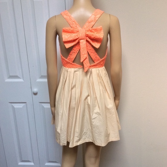 Orange & Tan Back Bow Lace Dress NWOT - Picture 2 of 2
